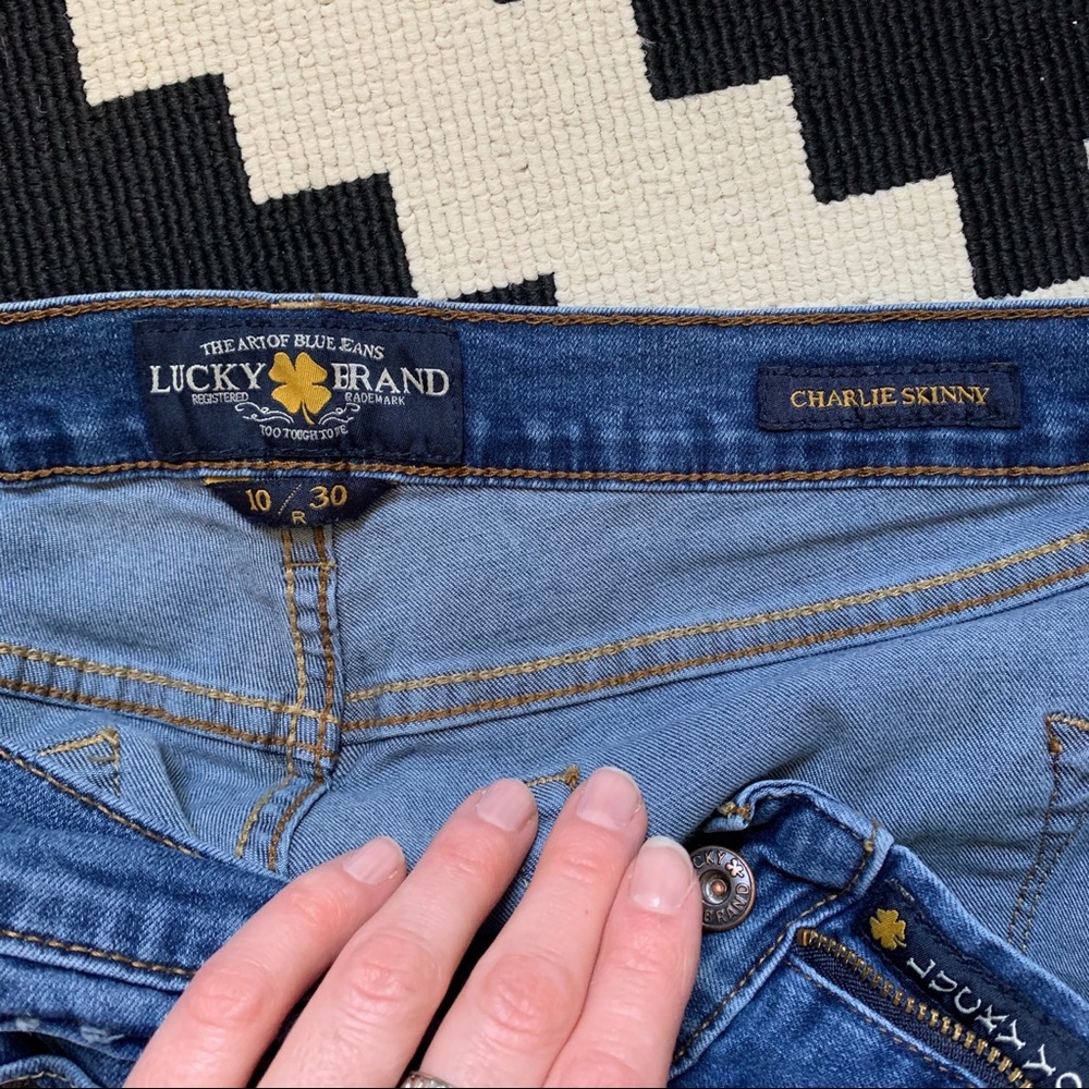 COPY - Lucky Brand Charlie Skinny Sz. 10 / 30 R